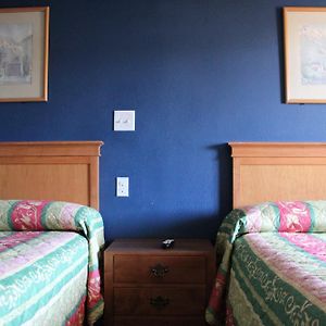 Queen Room Two Queen Beds